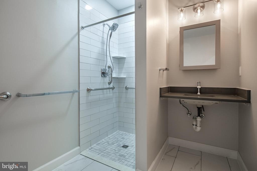 1012 Duke Street - Photo 22