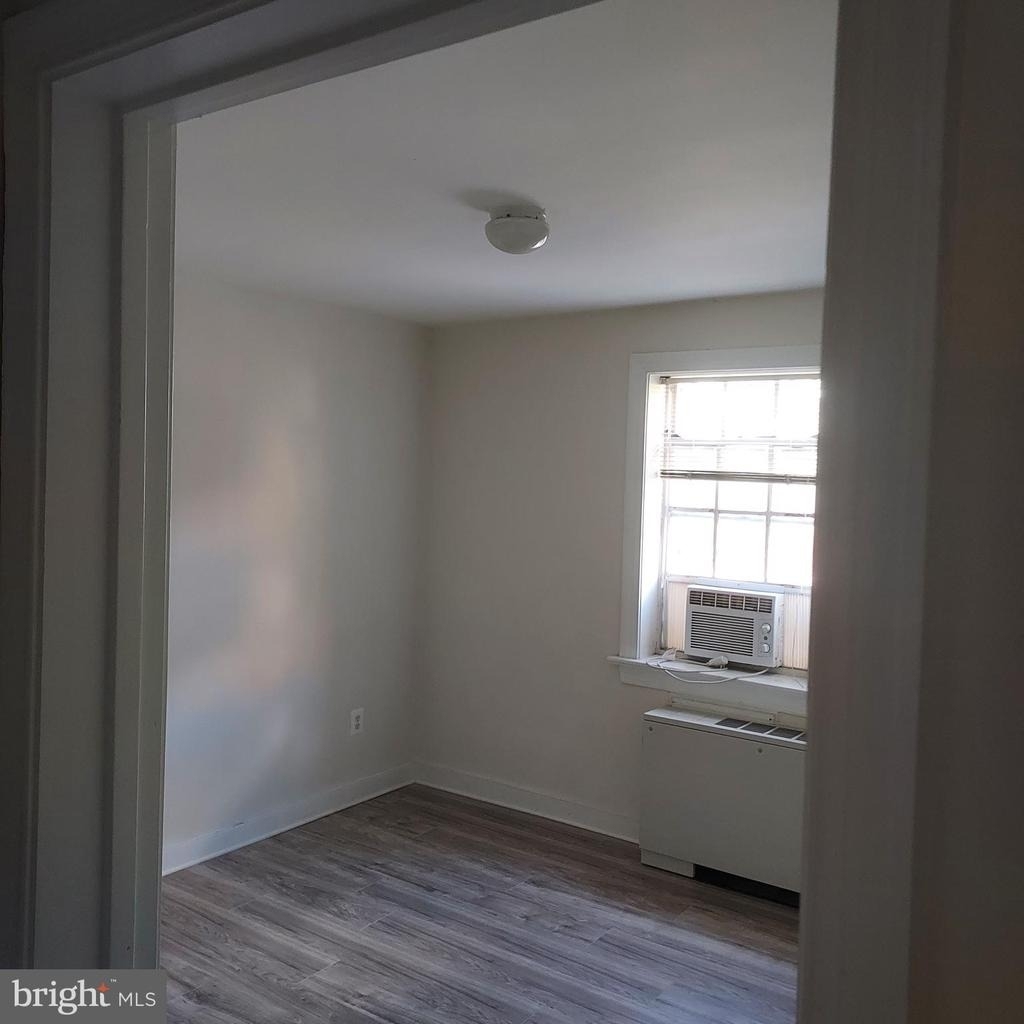 610 Madison Street - Photo 3
