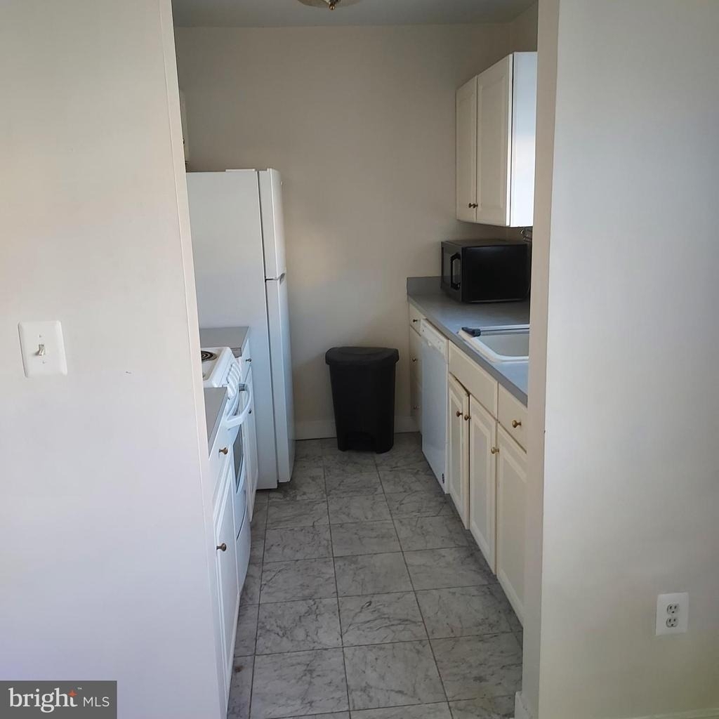 610 Madison Street - Photo 9