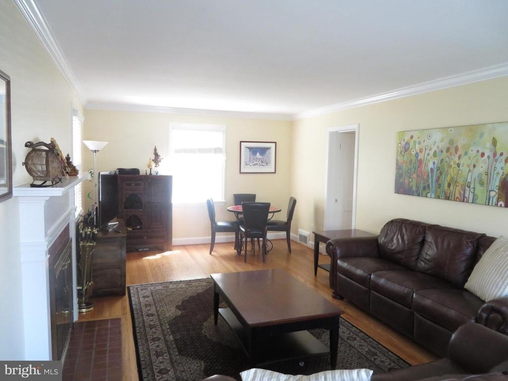 25 N Garfield Street - Photo 1