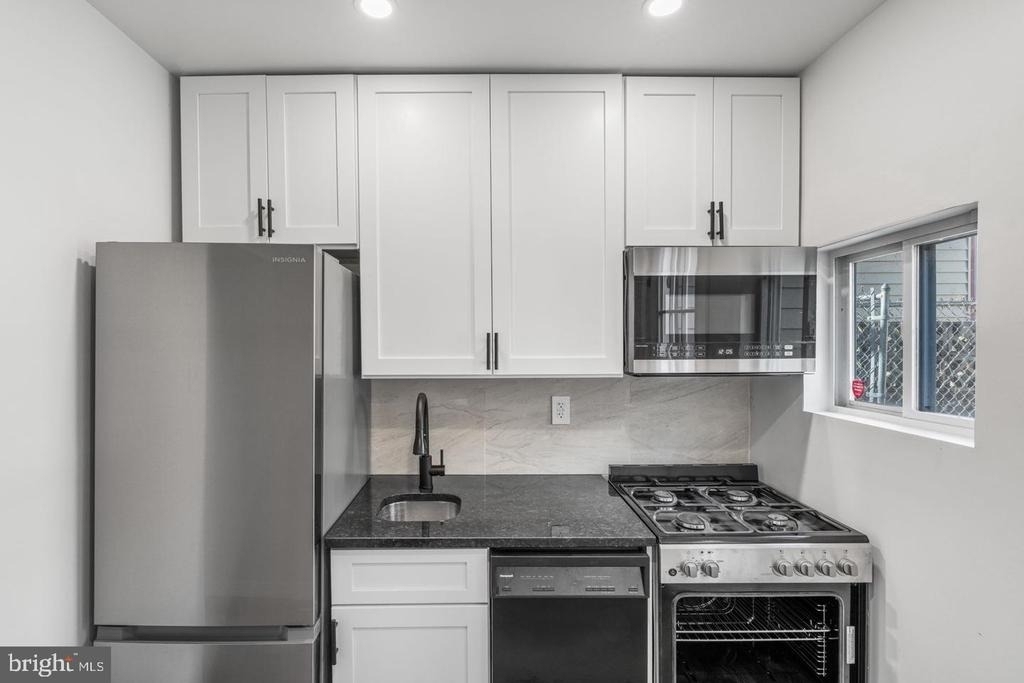 3058 Tilton Street - Photo 5