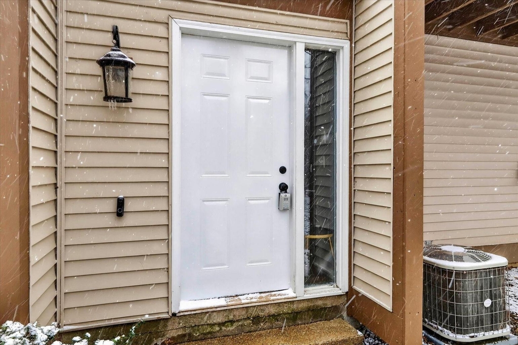 4870 Foxfire Trail - Photo 4
