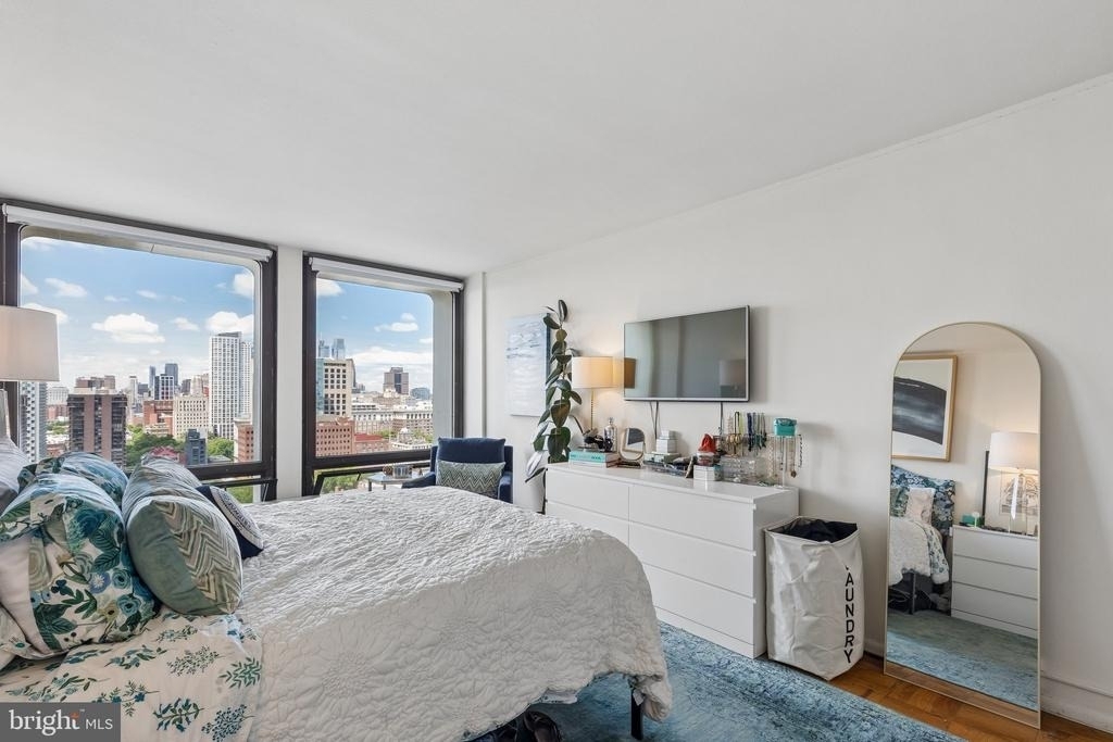 210 Locust Street - Photo 11