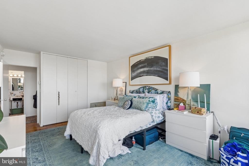 210 Locust Street - Photo 12