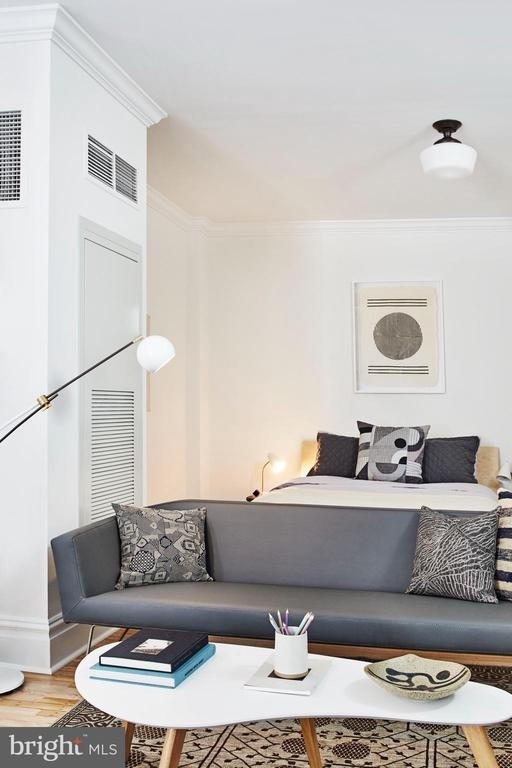 1520 Spruce Street - Photo 2