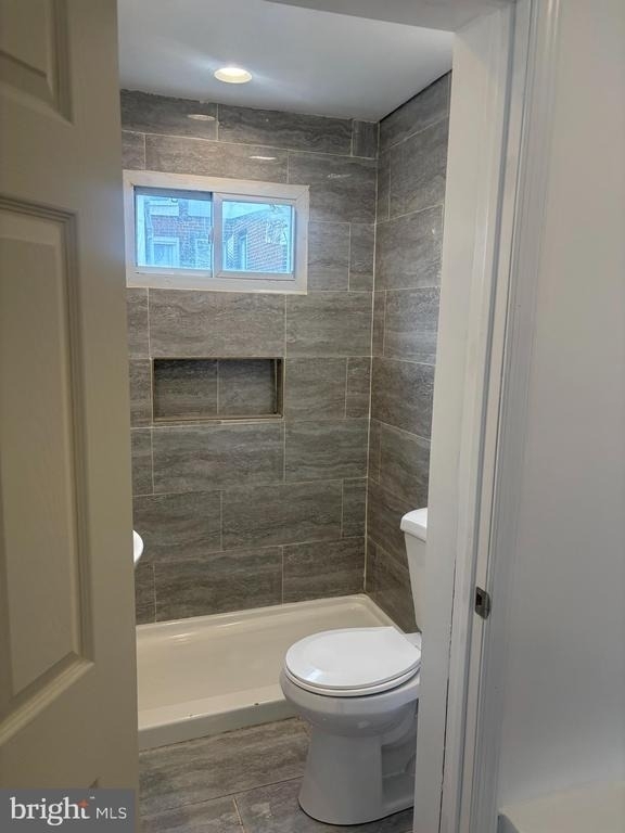 1920 Waterloo Street - Photo 6