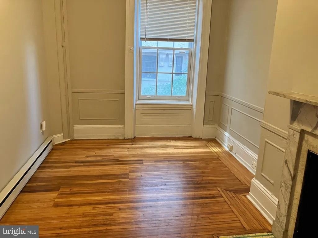 1527 Spruce Street - Photo 7