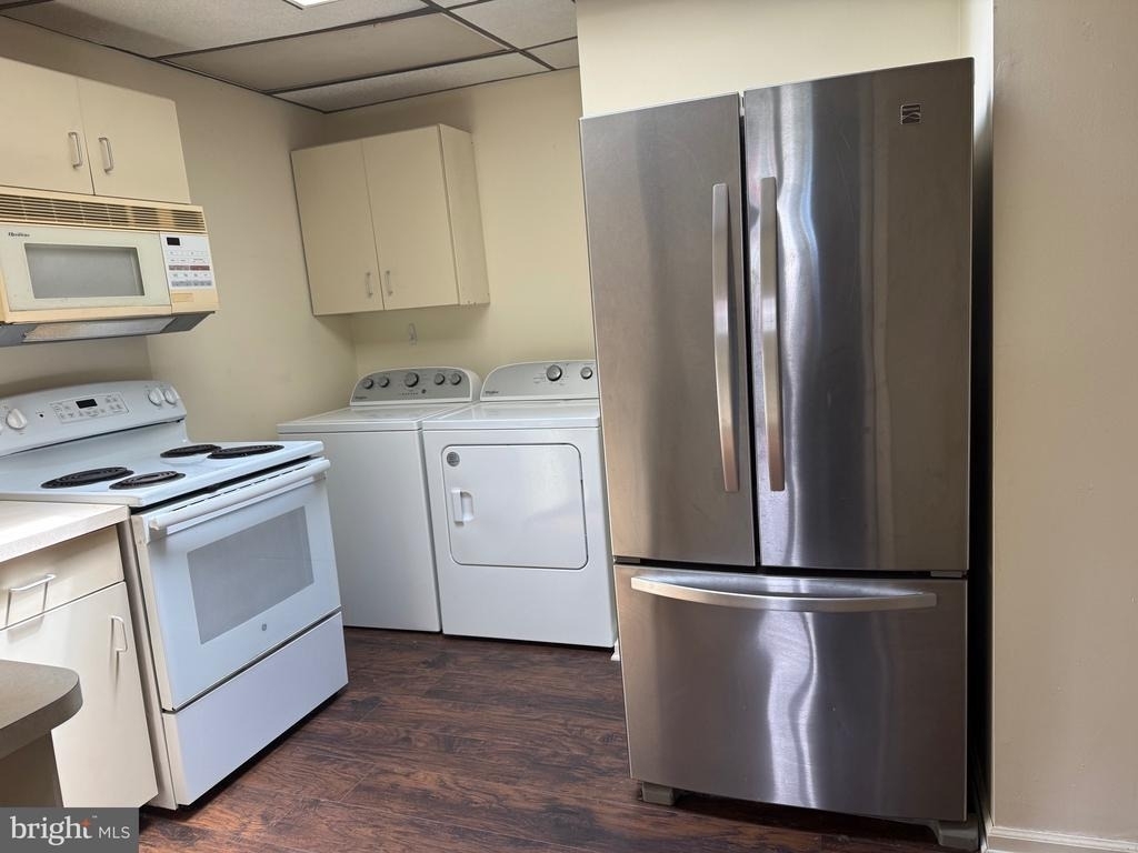 531 Byberry Road - Photo 8