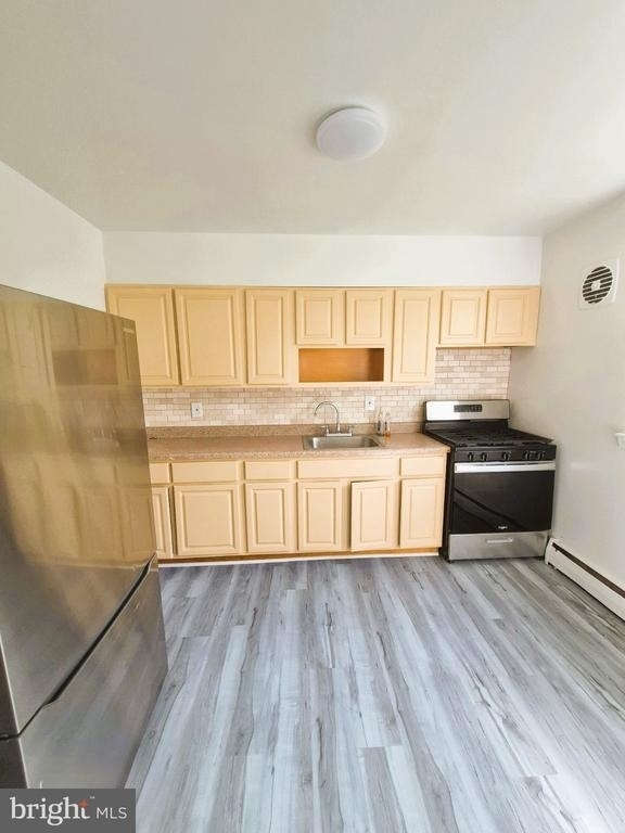 6486 Matthews Street - Photo 0