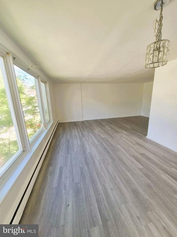 6486 Matthews Street - Photo 7