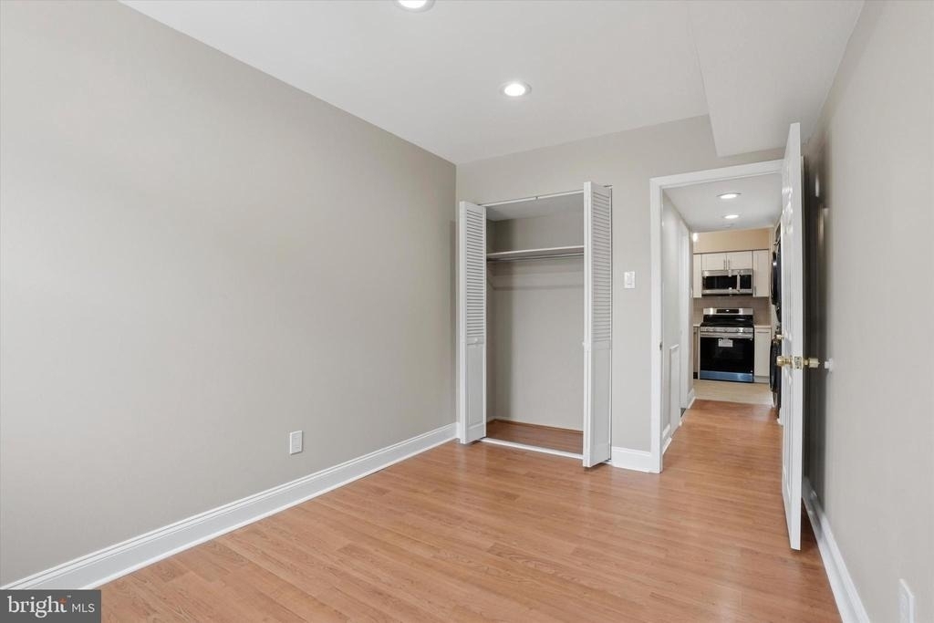 7750 Rockwell Avenue - Photo 15