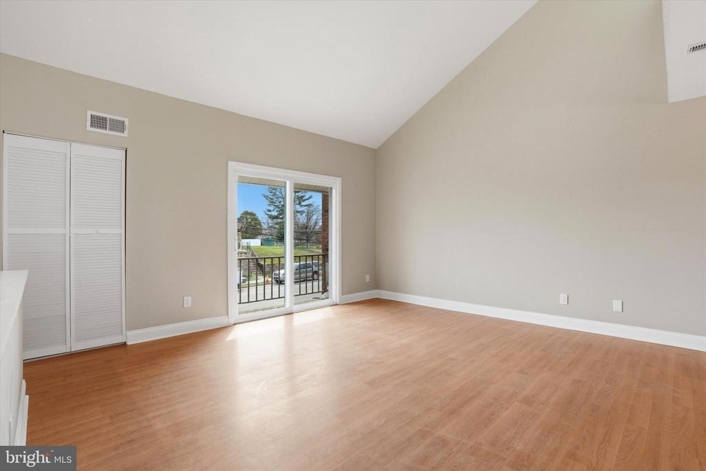7750 Rockwell Avenue - Photo 3