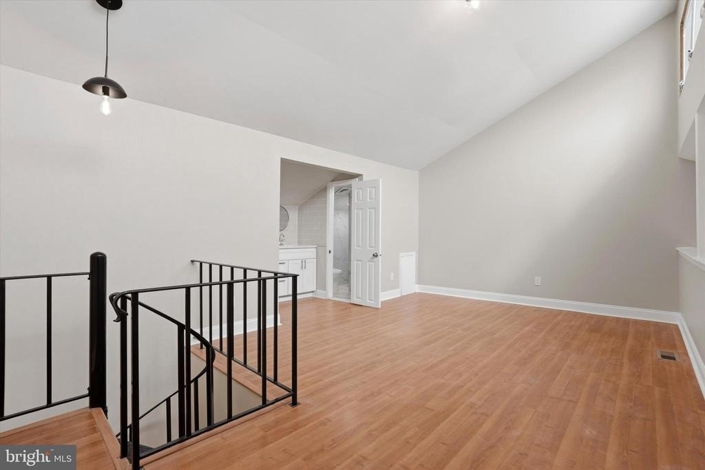 7750 Rockwell Avenue - Photo 20