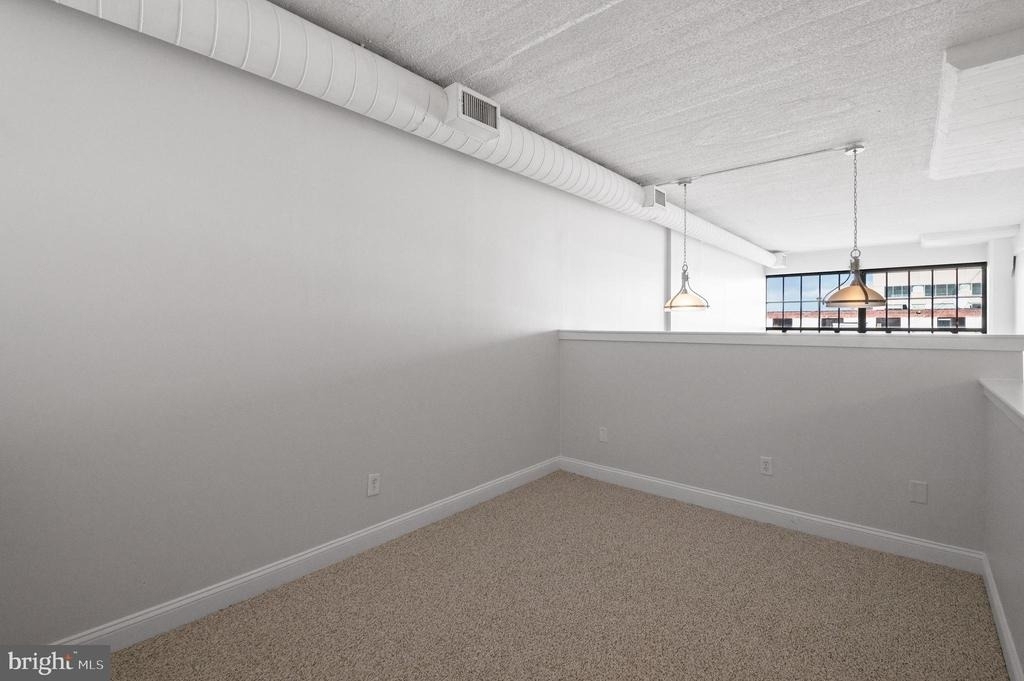 2429 Locust Street - Photo 3