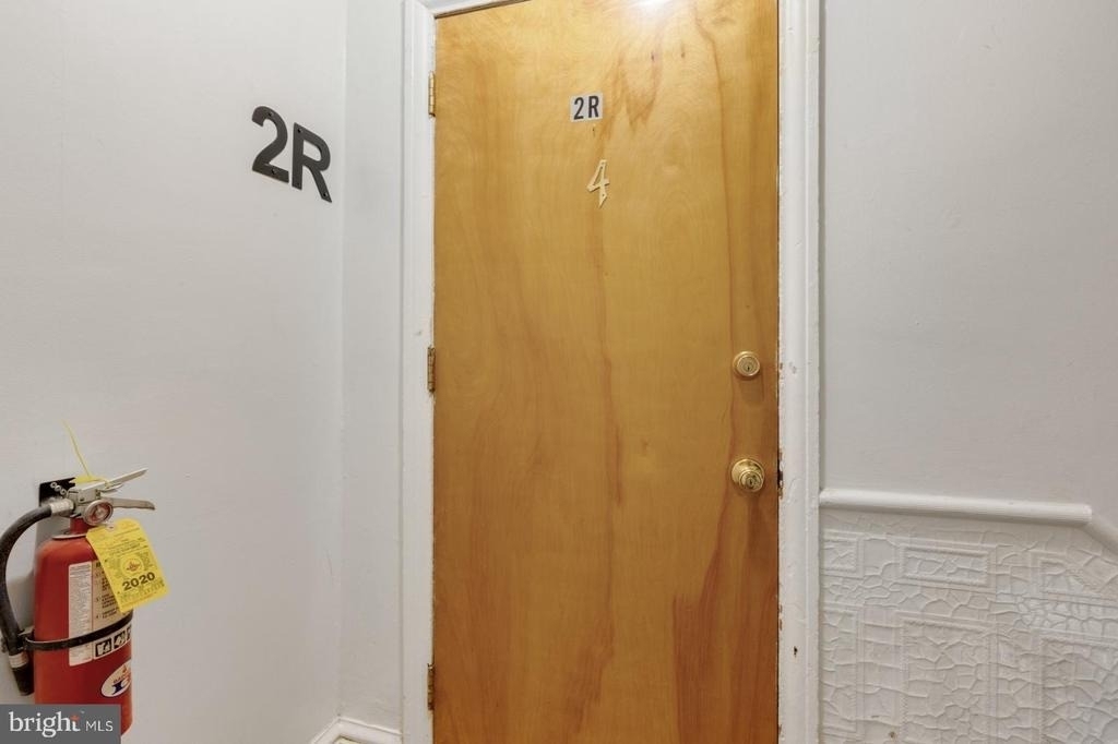 350 Green Lane - Photo 13