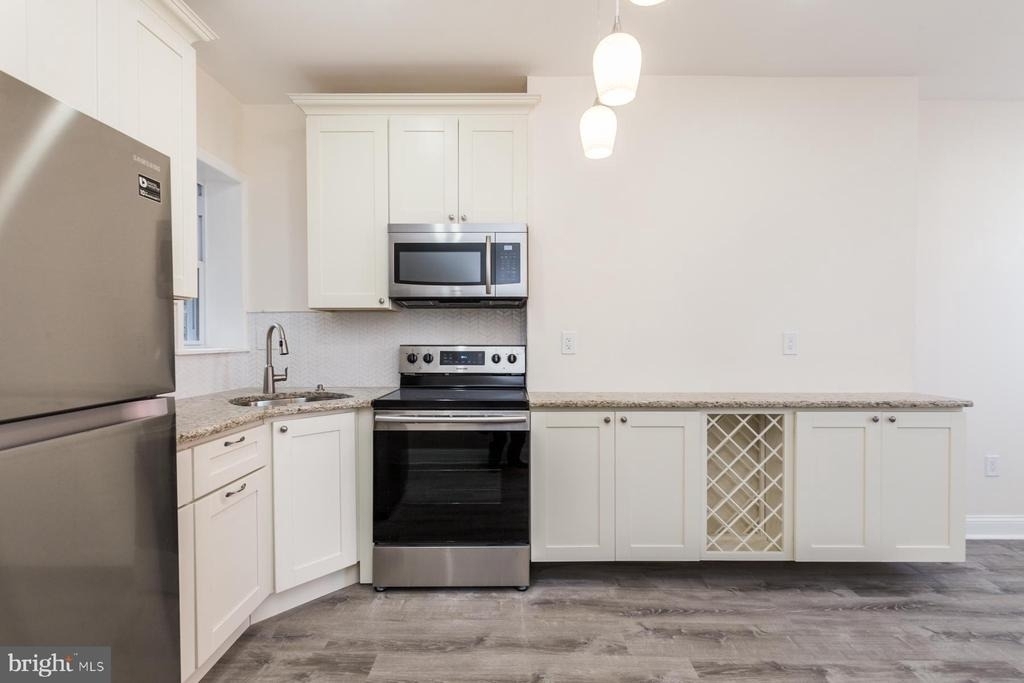 537 N 33rd Street - Photo 1