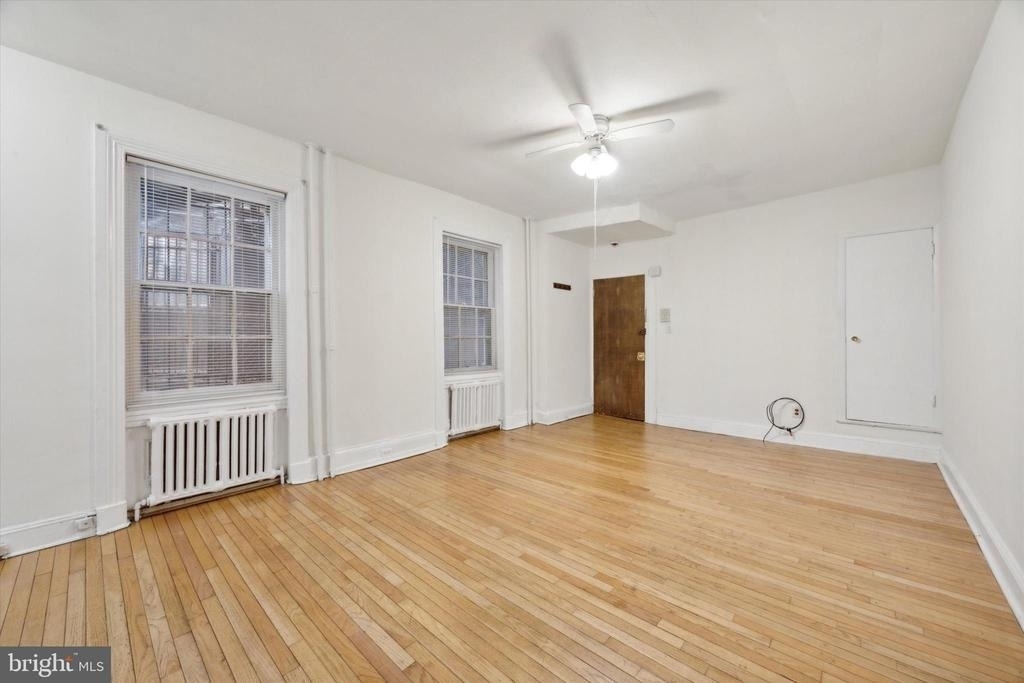 1817 Spruce Street - Photo 2