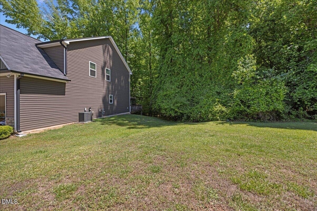 139 Smart Court - Photo 23
