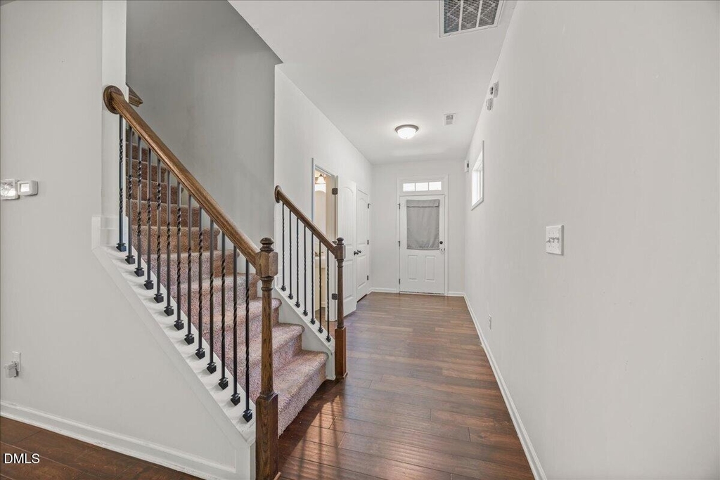 139 Smart Court - Photo 5