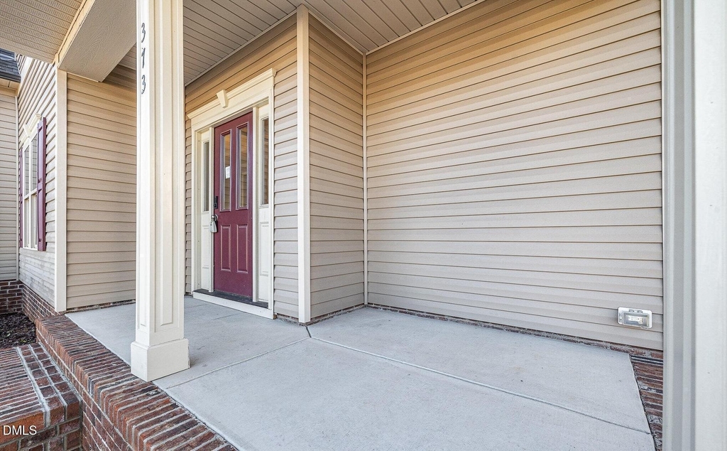 373 Neuse Landing Drive - Photo 4