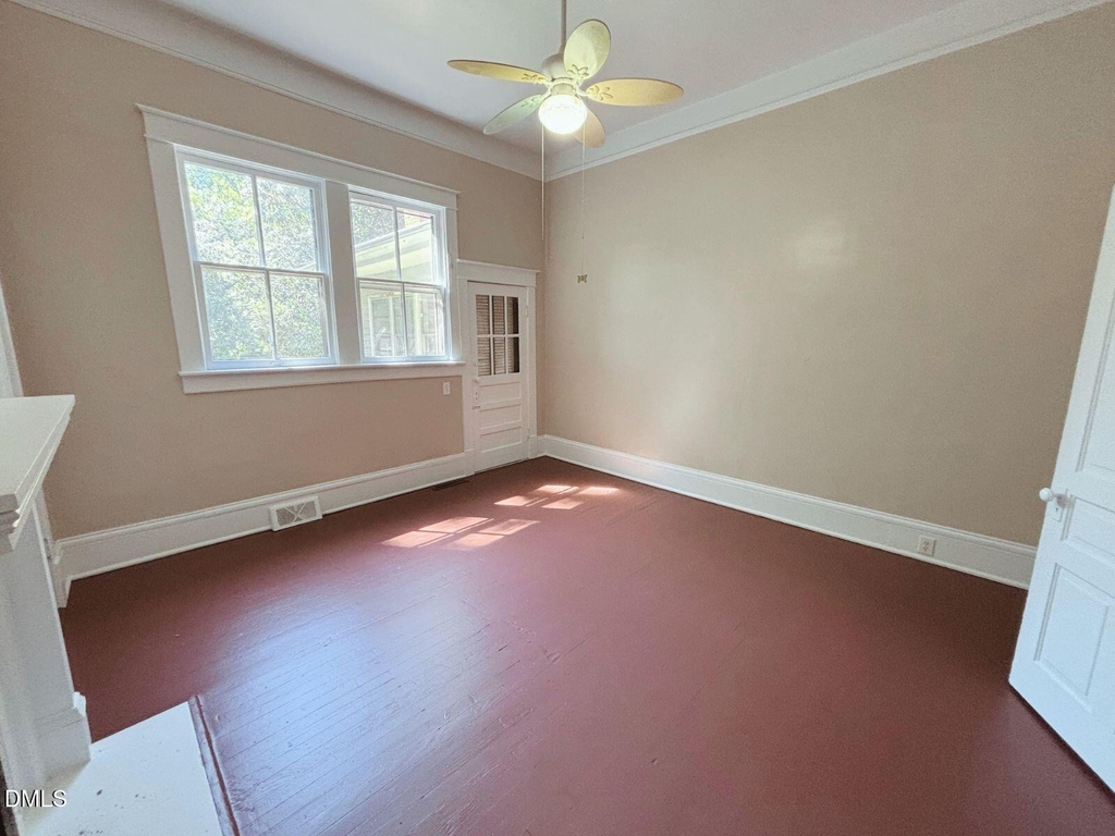114 Forest Avenue - Photo 12