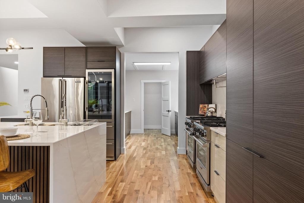 354 Winding Way - Photo 5