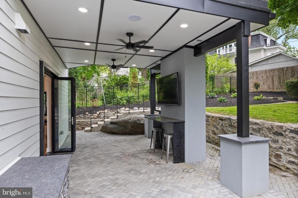 354 Winding Way - Photo 18