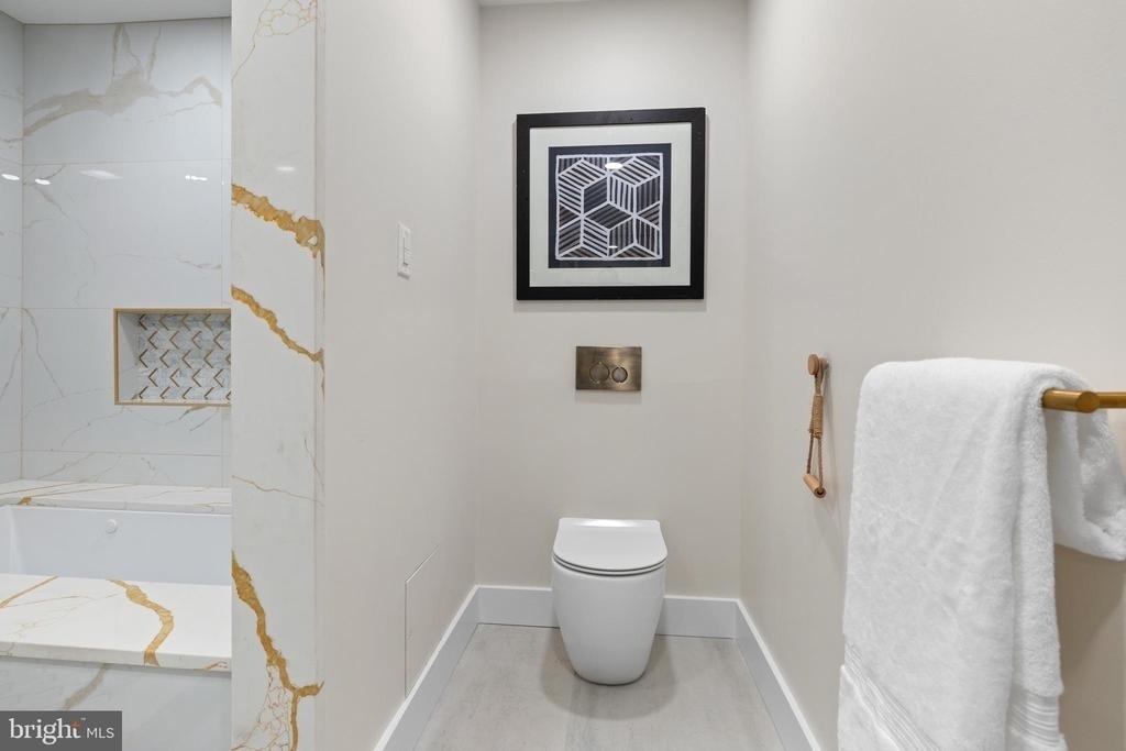 354 Winding Way - Photo 54
