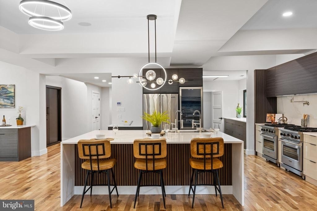 354 Winding Way - Photo 2
