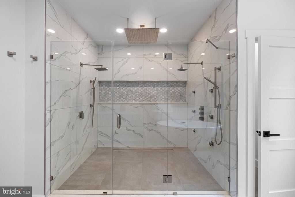 354 Winding Way - Photo 39