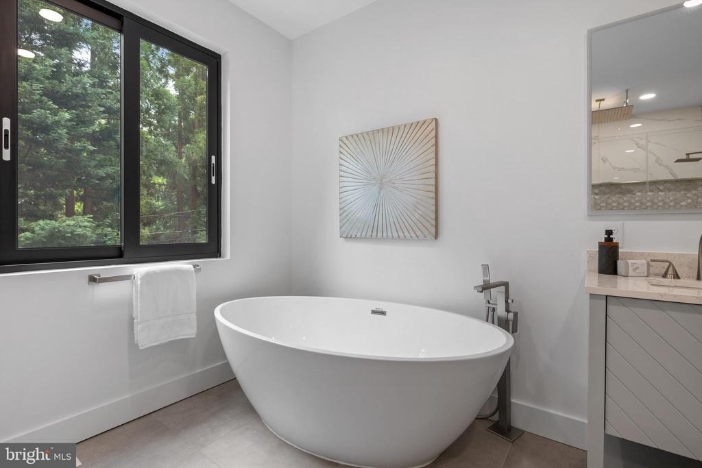 354 Winding Way - Photo 42