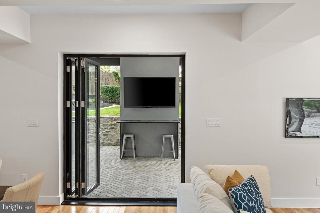 354 Winding Way - Photo 17