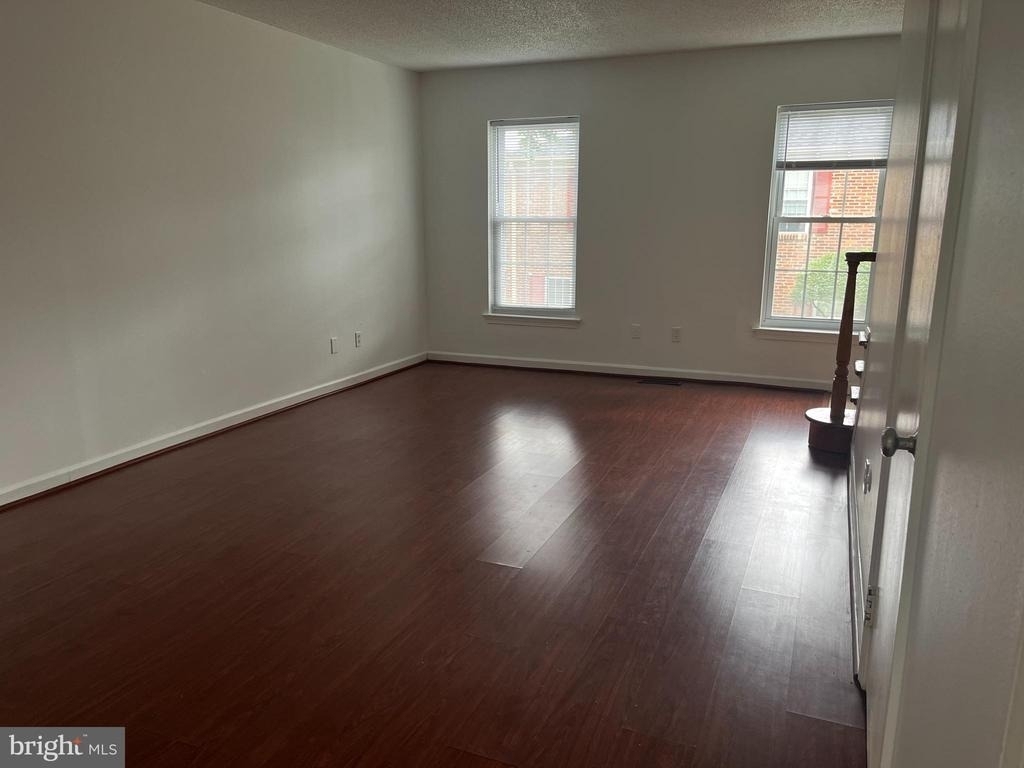 126 Wellington Ter Unit #11-l - Photo 5