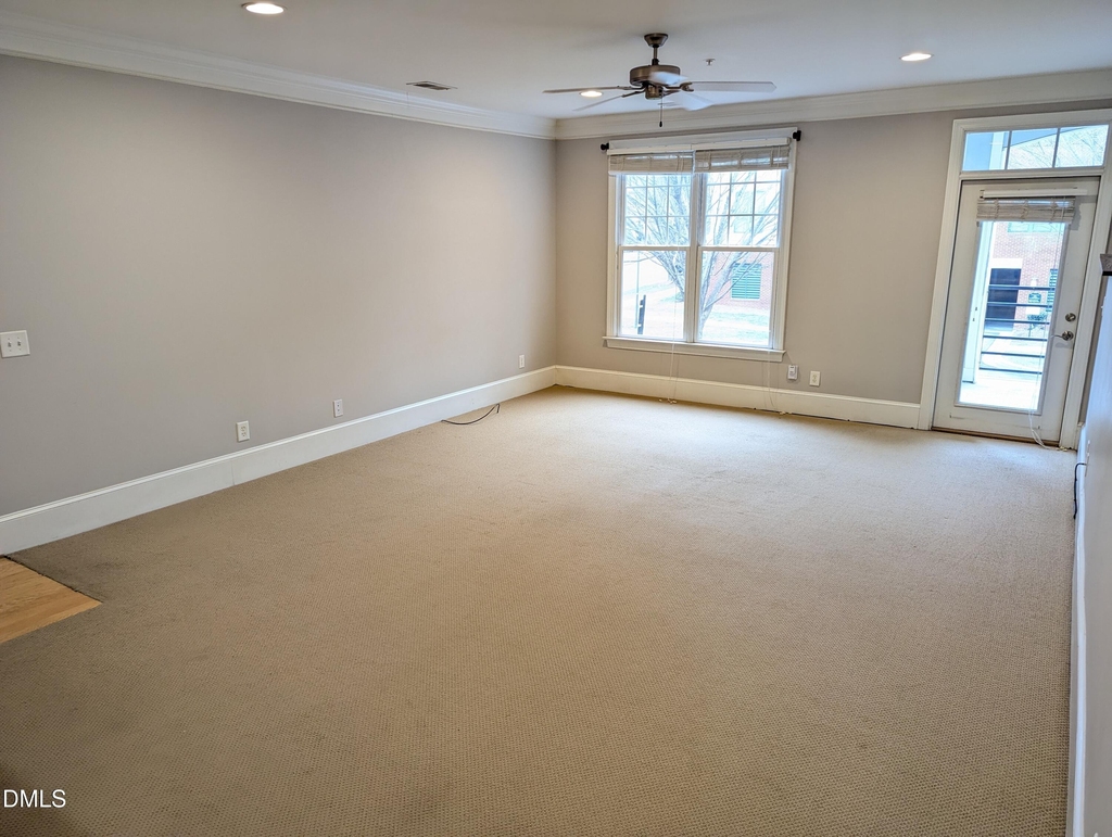 401 Finsbury Street - Photo 4