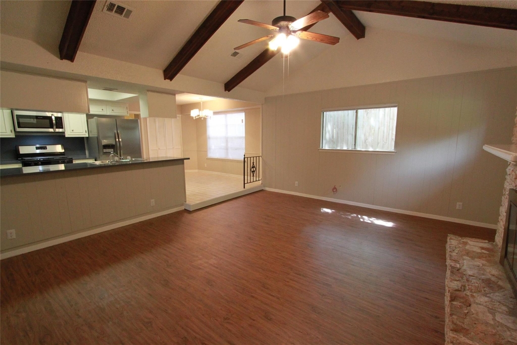 6606 Betty Cook Dr - Photo 3