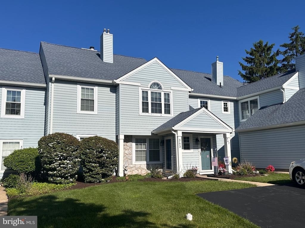 365 Independence Drive - Photo 0