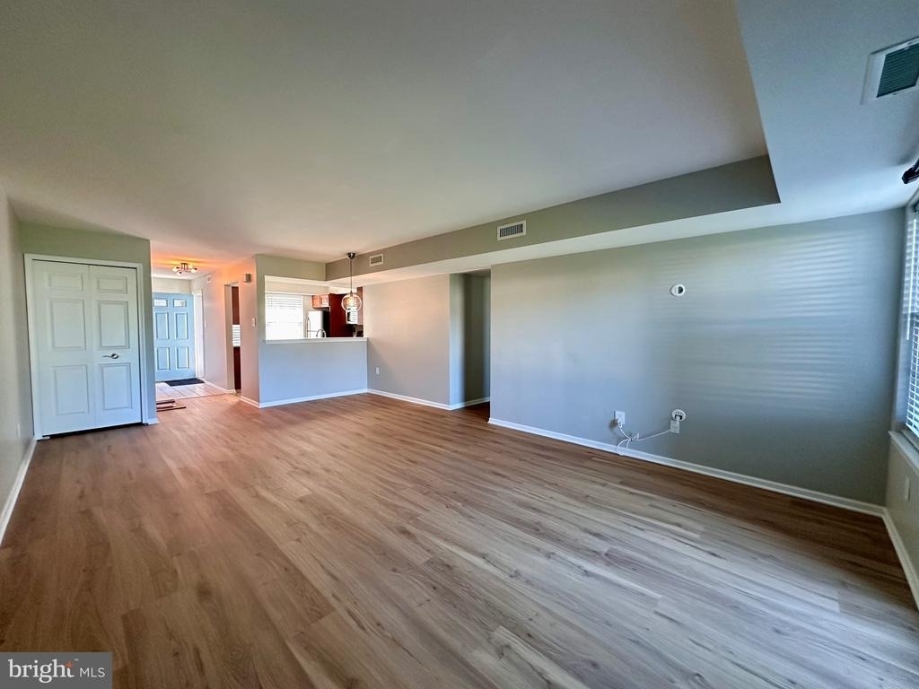 365 Independence Drive - Photo 5