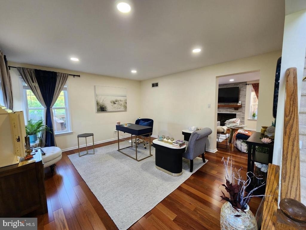 498 Palmer Farm Drive - Photo 3