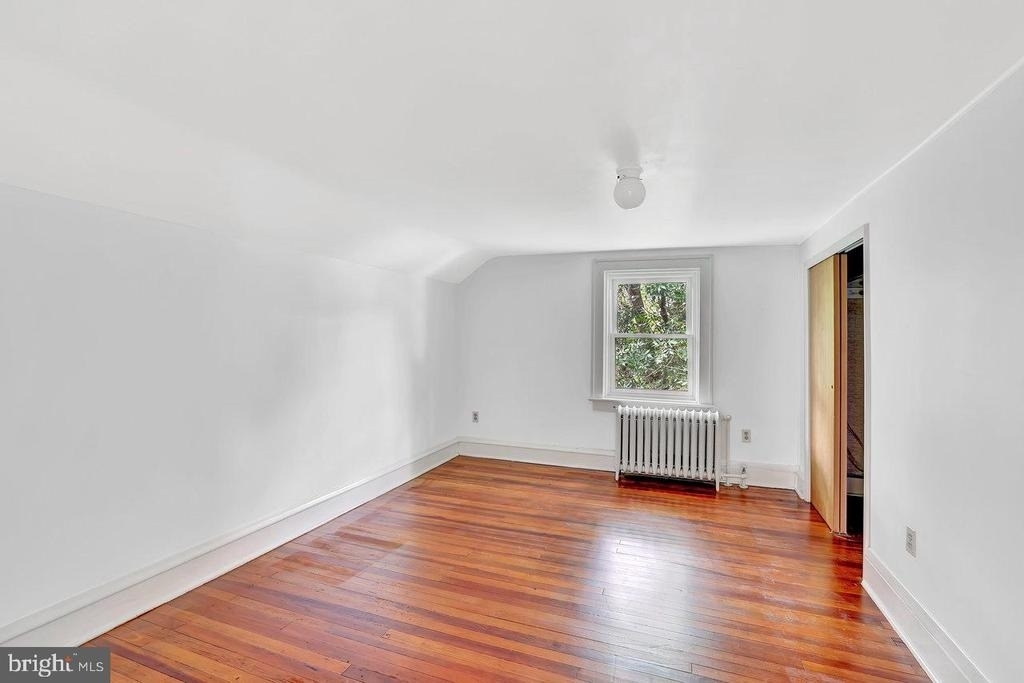 121 Kensington Avenue - Photo 23