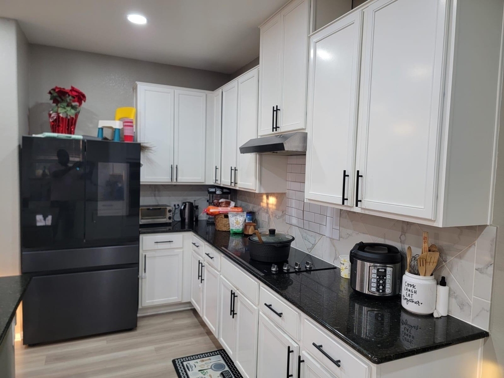 429 Unforgiven Ln - Photo 3
