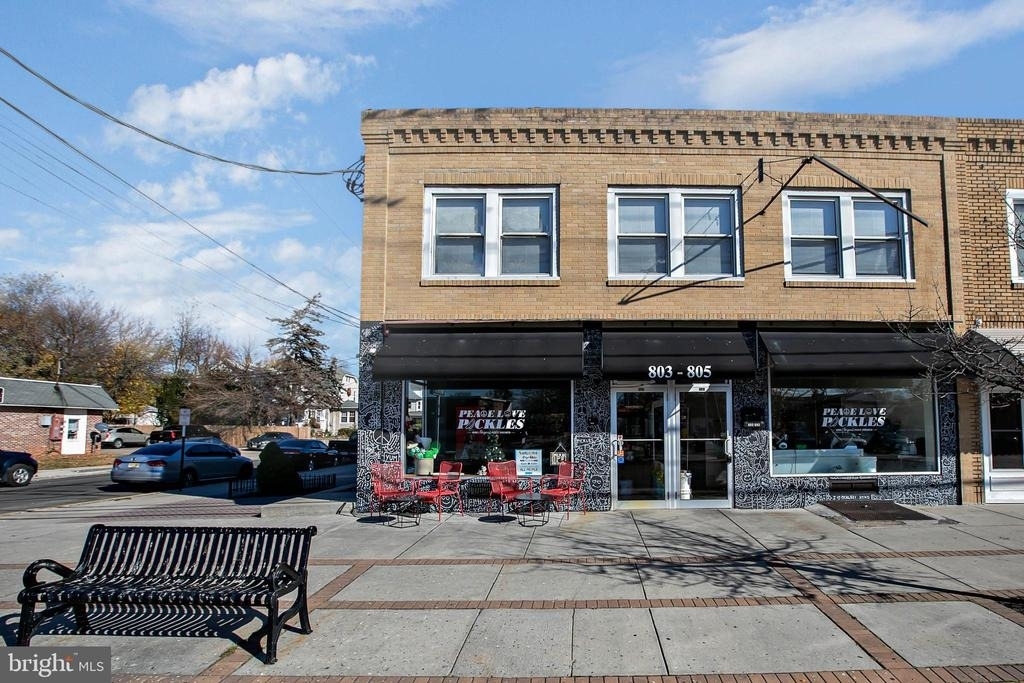 805 White Horse Pike - Photo 4