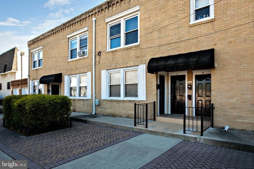 805 White Horse Pike - Photo 2