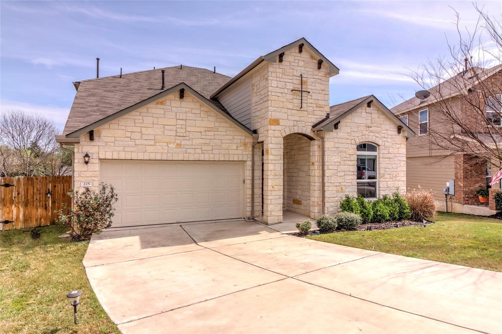 225 Deep Creek Dr - Photo 1
