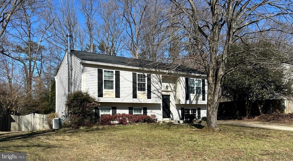 15006 Nebraska Lane - Photo 2