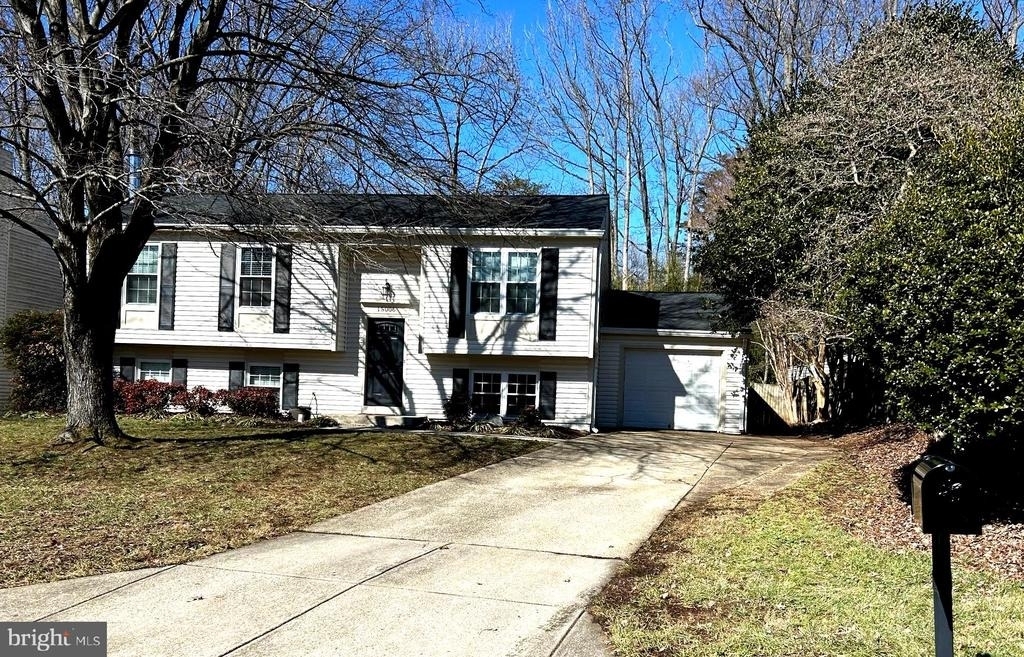 15006 Nebraska Lane - Photo 1