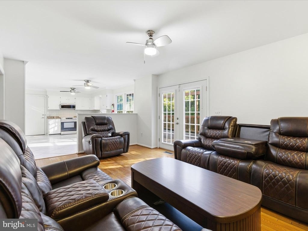 1403 Peartree Lane - Photo 12