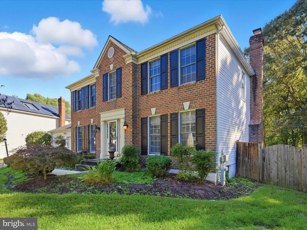 1403 Peartree Lane - Photo 3