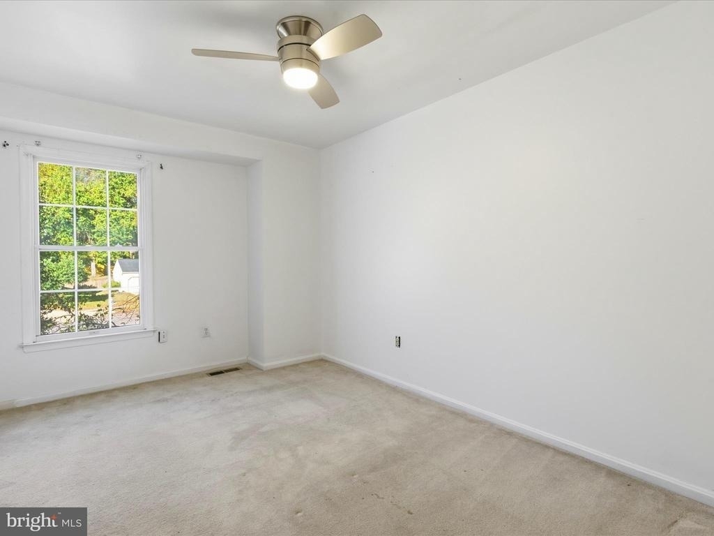 1403 Peartree Lane - Photo 22