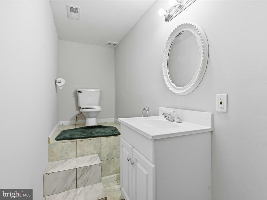 1403 Peartree Lane - Photo 33