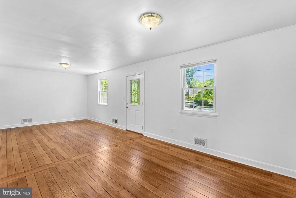 3103 Plyers Mill Road - Photo 3
